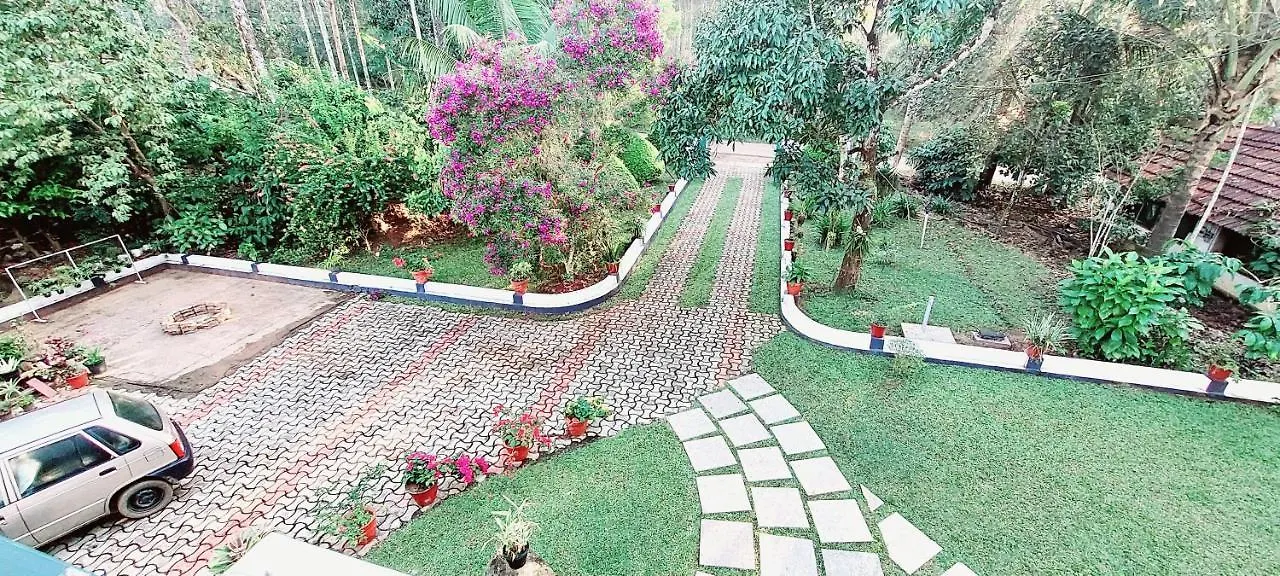Robusta Forest Home Stay Sultan Bathery 0*,  Índia
